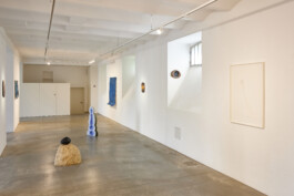 Exhibition view of HORIZON at Bildraum Studio in Vienna, with Jurgis Gečys’s framed ink drawing Locomotion — Cognition, Backbord on the right.
