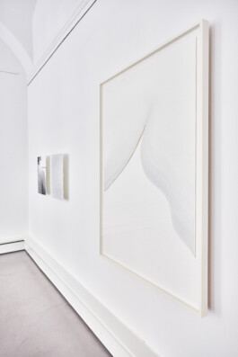 Between Memory and Perception, 2022, hand drawing by Jurgis Gečys, installed at Bildraum 01, Vienna.